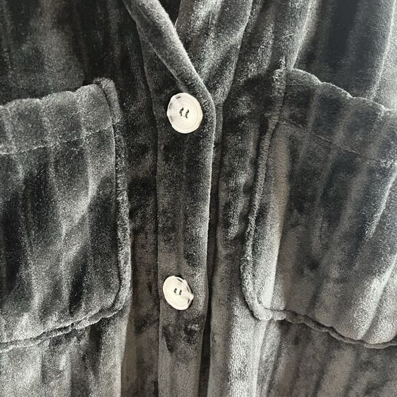 Softies Button Down Embossed Shacket Plush Shirt Jacket size S Black NWT - Picture 5 of 10